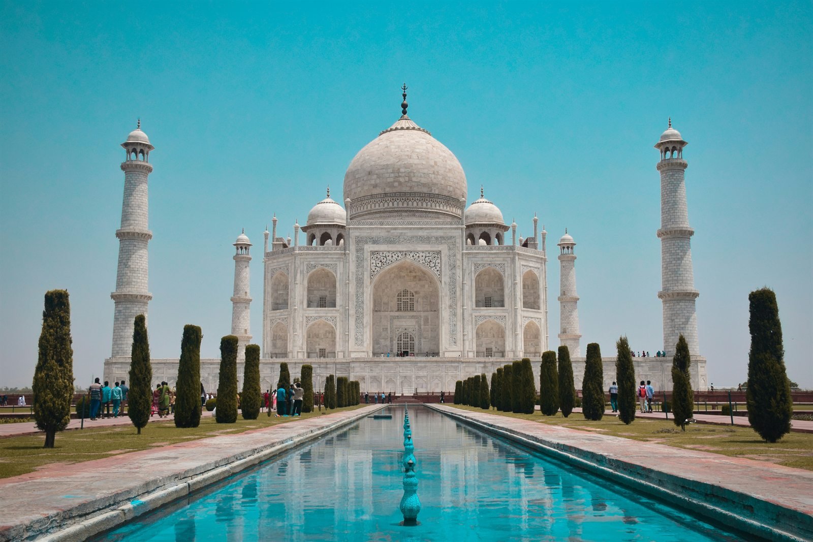 Noida to Agra taxi route